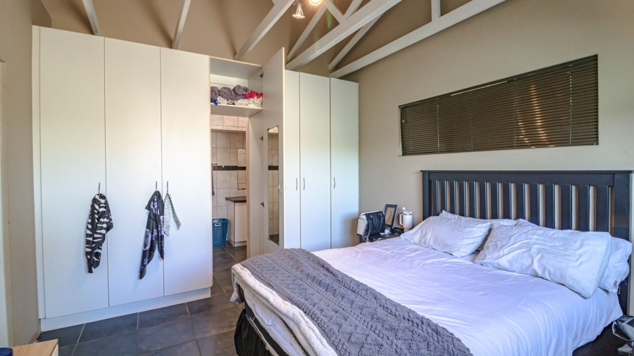 5 Bedroom Property for Sale in Vincent Eastern Cape